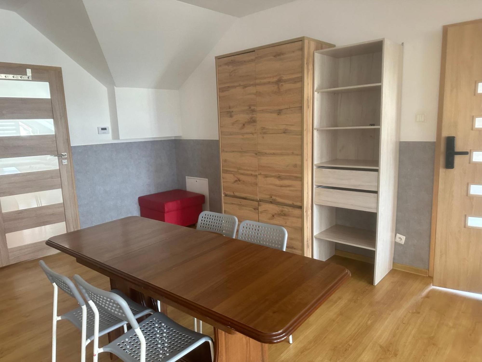 Hgs Home Noclegi Pracownicze Parking , Lazienki Gorzow Wielkopolski Ngoại thất bức ảnh
