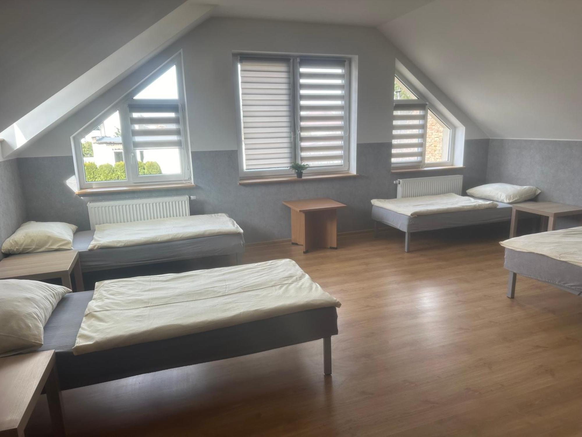 Hgs Home Noclegi Pracownicze Parking , Lazienki Gorzow Wielkopolski Ngoại thất bức ảnh